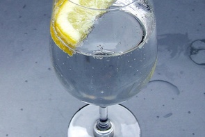 Zehn Fakten zu Kohlensäure